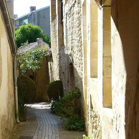 La Maison De Francoise A Apartmán Jonzac